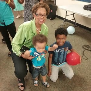 Meet your Posher, Gloria